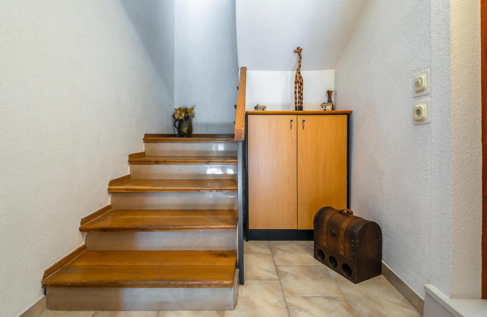 קרוואביצה Apartmani Lovrenco מראה חיצוני תמונה