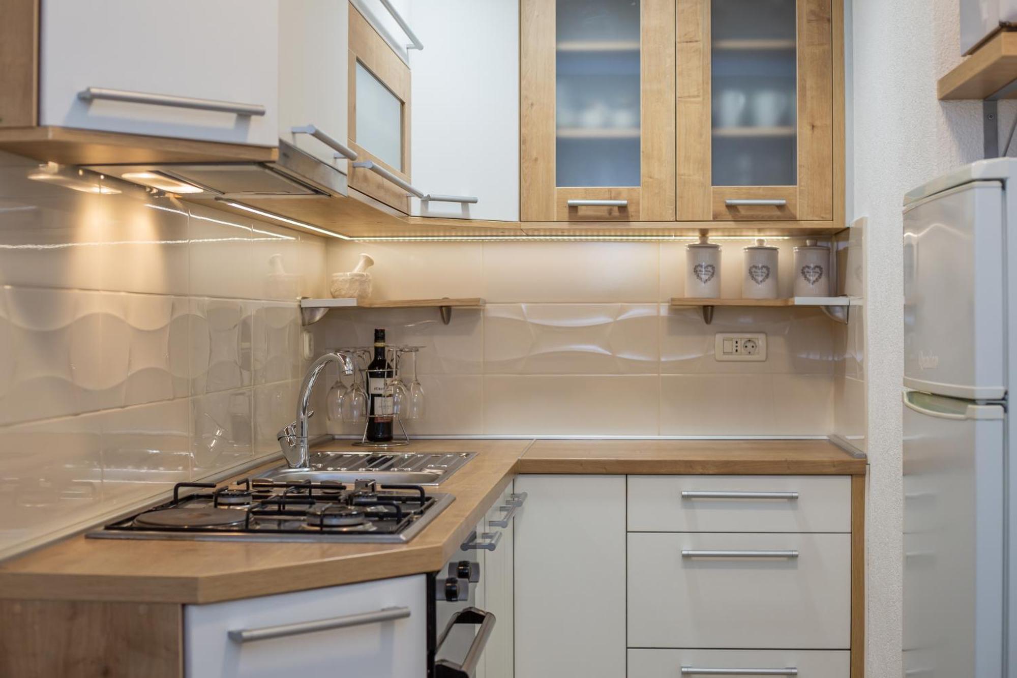 קרוואביצה Apartmani Lovrenco מראה חיצוני תמונה