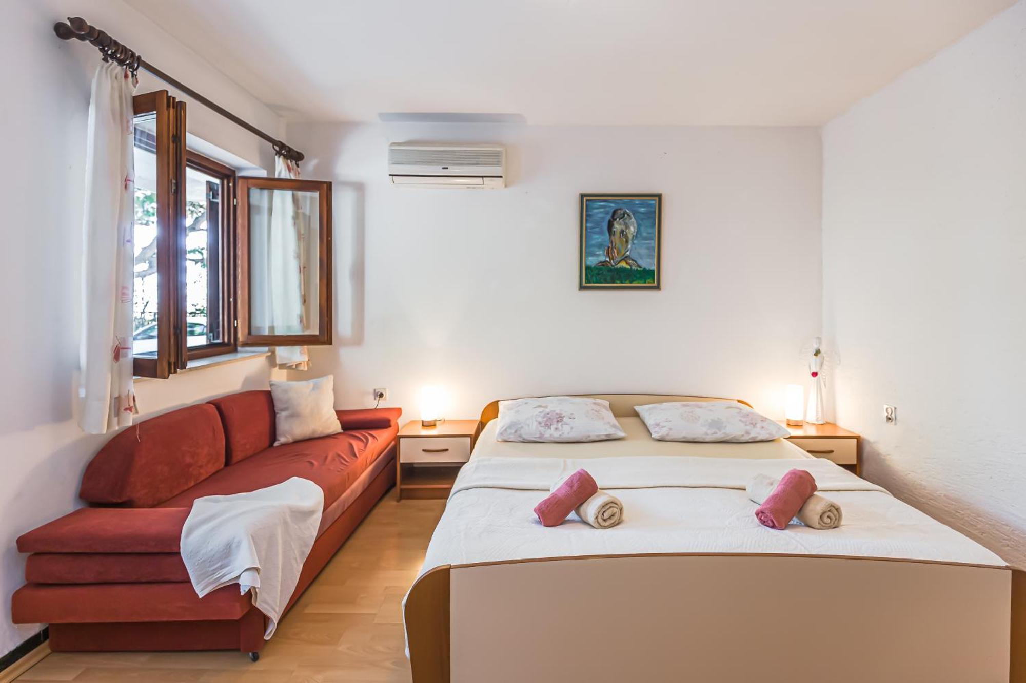 קרוואביצה Apartmani Lovrenco מראה חיצוני תמונה